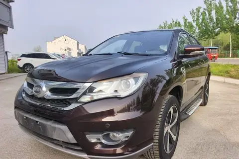 BYD S7 2015