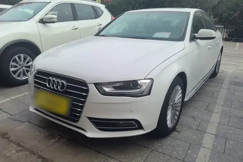 Audi A4L 2016
