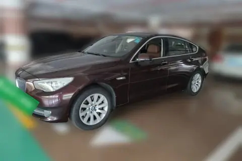 BMW 5 Series GT 2012