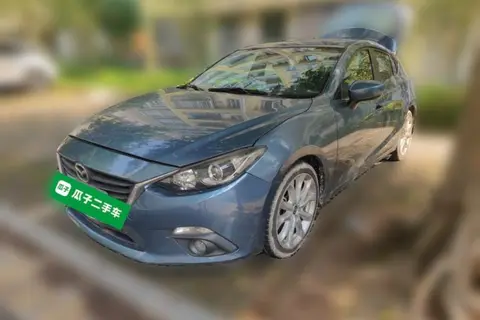 Mazda 3 Axela 2014