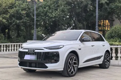 Audi Q6L e-tron 2025