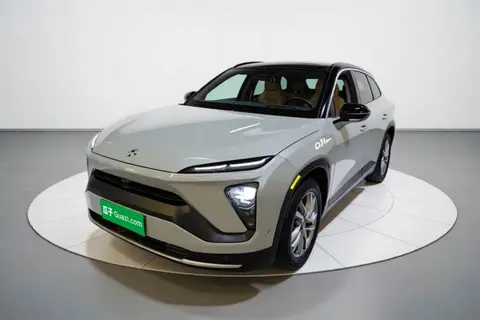 NIO ES6 2020