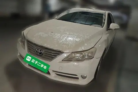 Toyota Reiz 2011