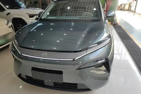 BYD Tang L 2025
