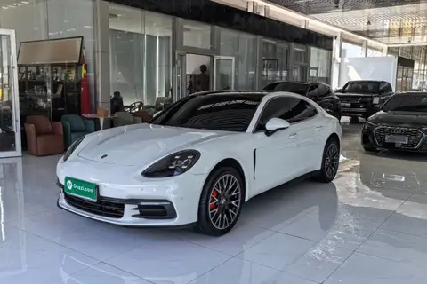 Porsche Panamera 2018
