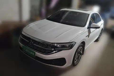 Volkswagen Sagitar 2023