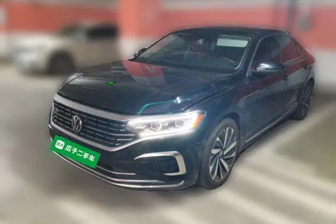 Volkswagen Passat 2023
