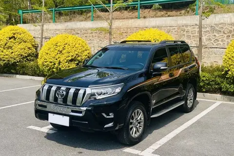 Toyota Prado 2019
