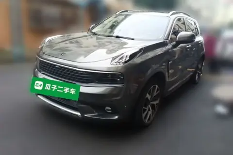 Lynk & Co 01 EM-P 2019
