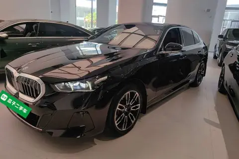 BMW 5 Series 2025