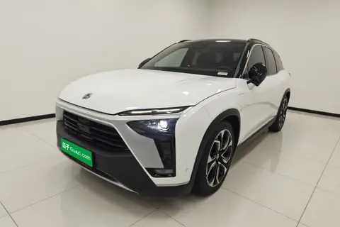 NIO ES8 2022