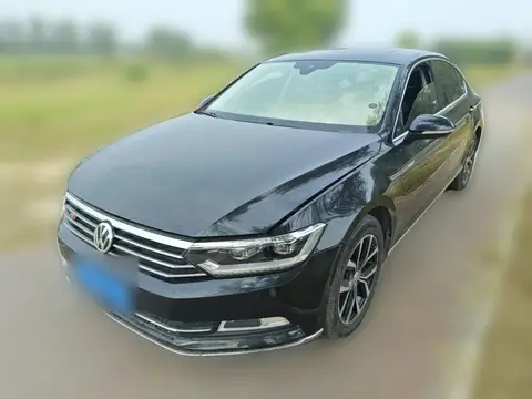 Volkswagen Magotan 2016