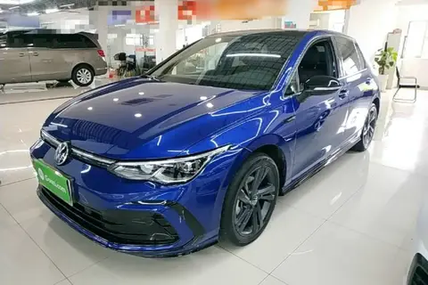 Volkswagen Golf 2021
