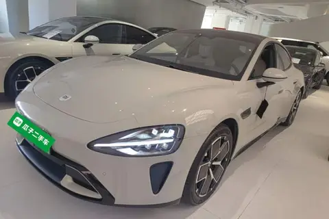 Xiaomi SU7 2025