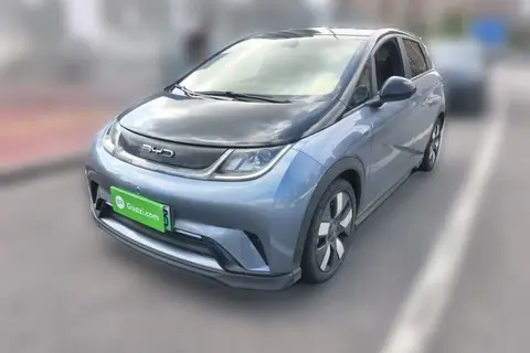 BYD Dolphin 2023