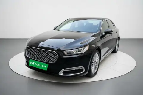 Ford Taurus 2016