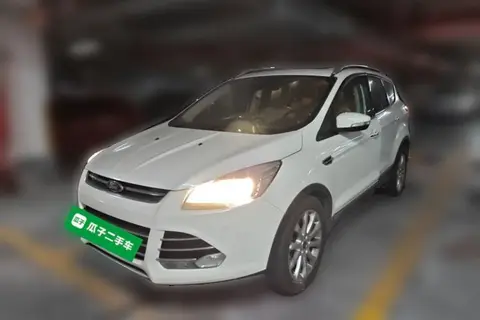 Ford Kuga 2014