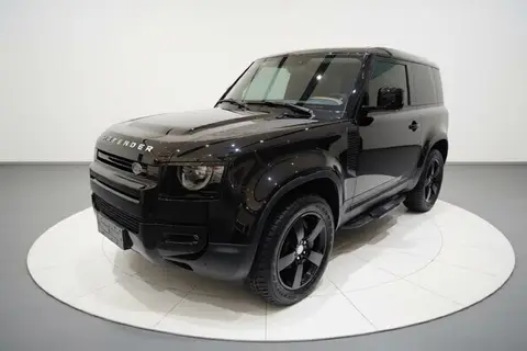 Land Rover Defender 2023