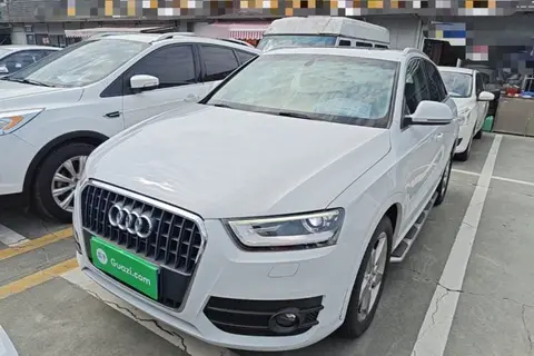 Audi Q3 2014