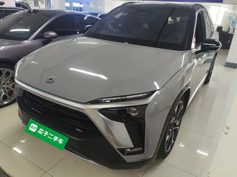 NIO ES8 2021