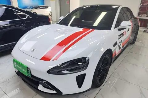 Xiaomi SU7 2024