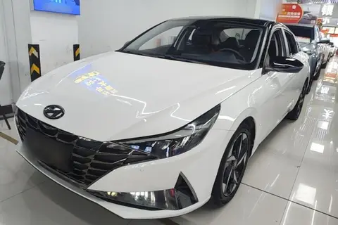Hyundai Elantra 2023