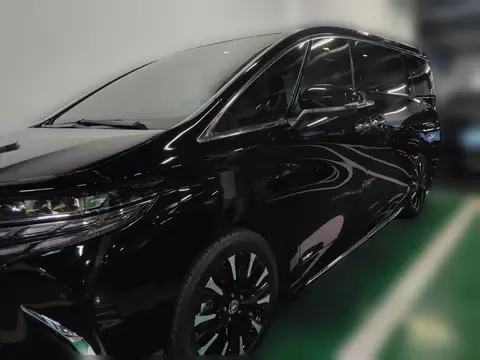 Toyota Alphard 2025
