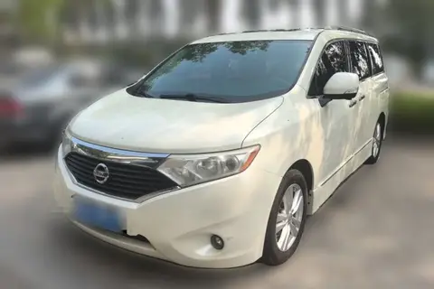 Nissan Quest 2015