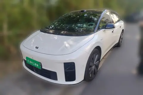 Li i6 2025