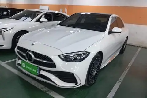 Mercedes-Benz C-Class 2024