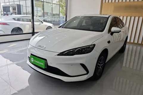 BYD Seal 05 2025