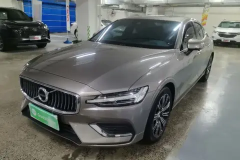 Volvo S60 2021