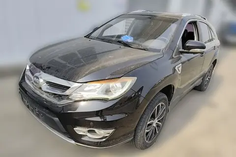 BYD S7 2015