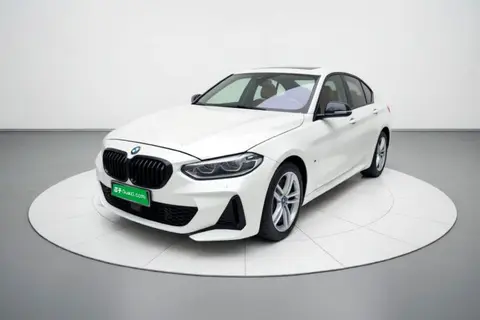 BMW 1 Series 2021
