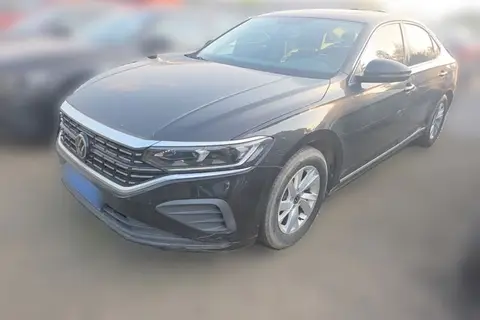 Volkswagen Passat 2025
