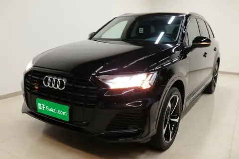 Audi Q7 2021