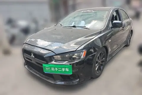 Mitsubishi Lancer EX 2012