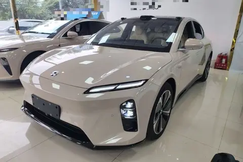 NIO ET5 2025