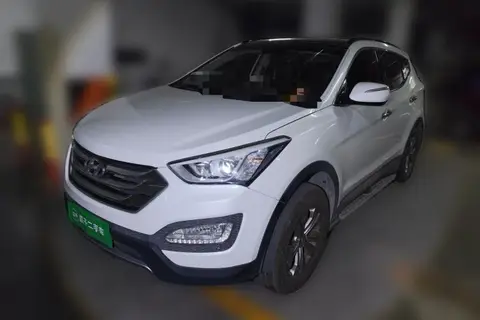 Hyundai Santa Fe 2015