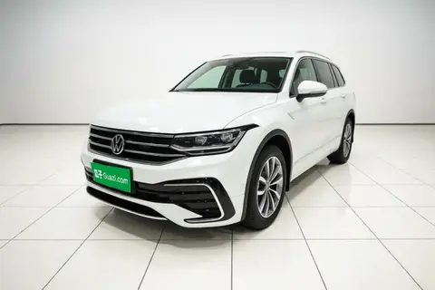 Volkswagen Tiguan L 2025