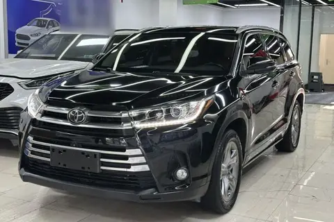 Toyota Highlander 2021