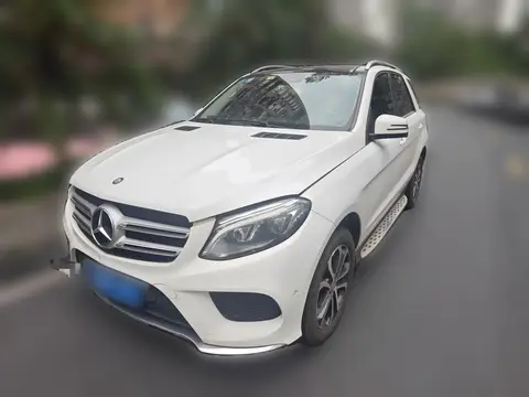 Mercedes-Benz GLE 2015