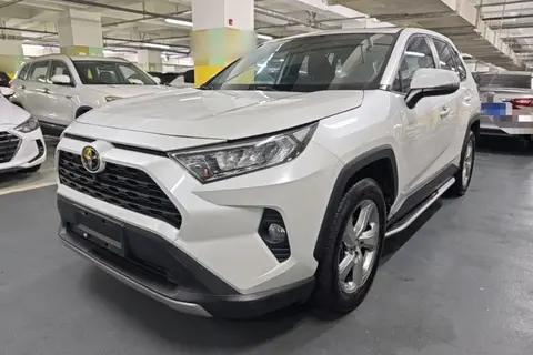 Toyota RAV4 2021