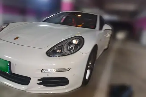 Porsche Panamera 2016