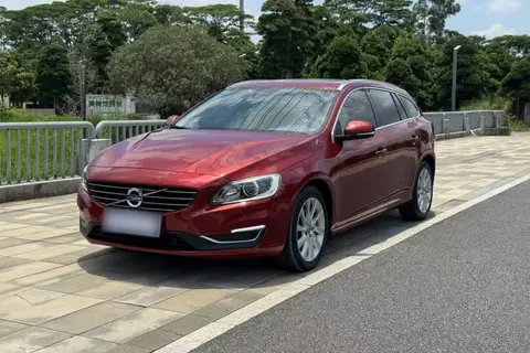 Volvo V60 2015