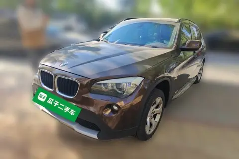 BMW X1 2012 — фото 1