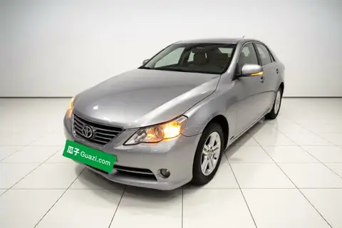 Toyota Reiz 2010