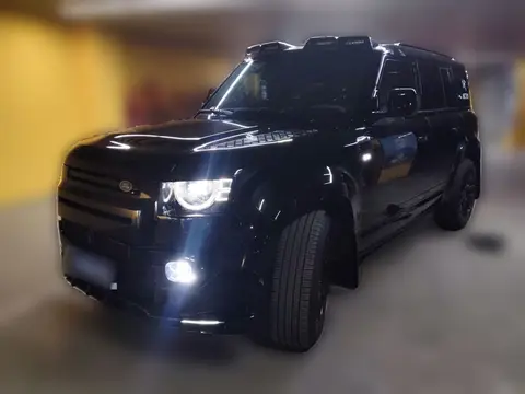 Land Rover Defender 2023