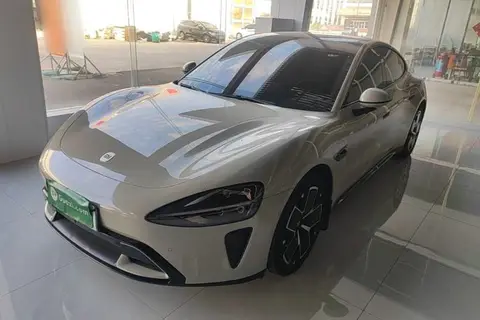 Xiaomi SU7 2025