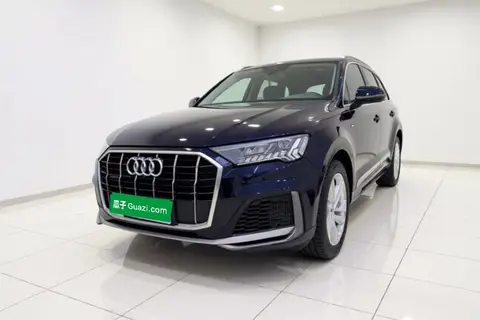 Audi Q7 2021